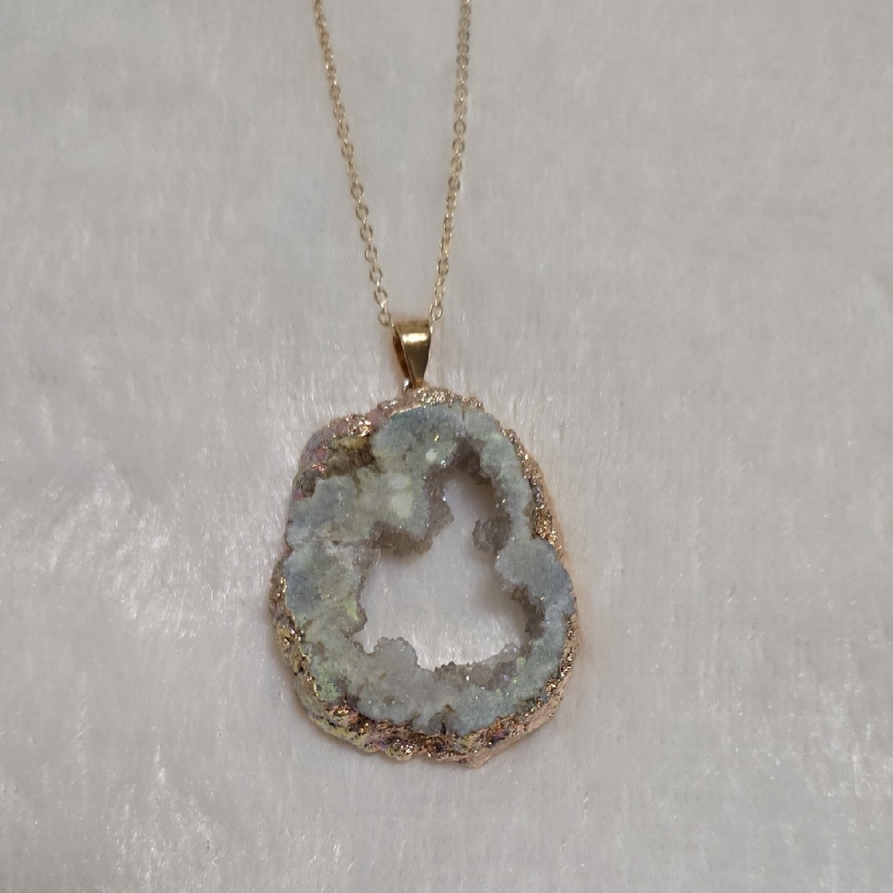 Elegant Gold and Silver Geode Pendant Necklace